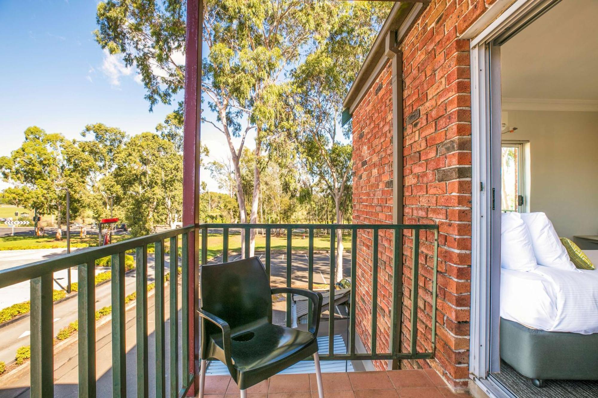 Nightcap At Blue Cattle Dog Hotel Rooty Hill Exterior photo